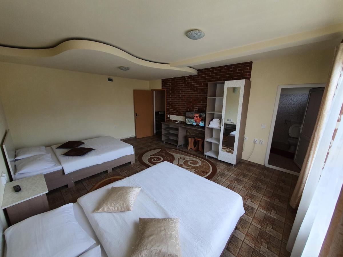 Farm stay Pensiunea Dandu *